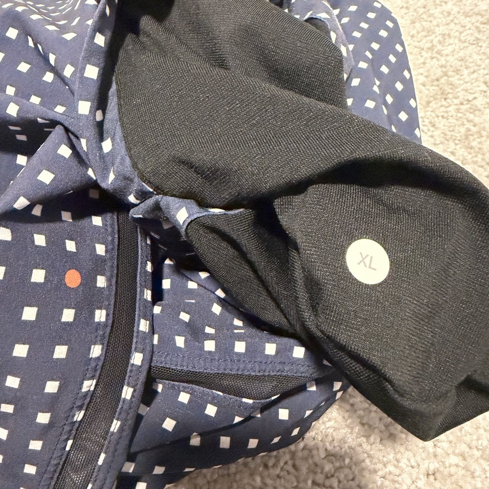 Lululemon Pace Breaker Short Mens Large Blue Geometric print Lined. - Picture 6 of 6